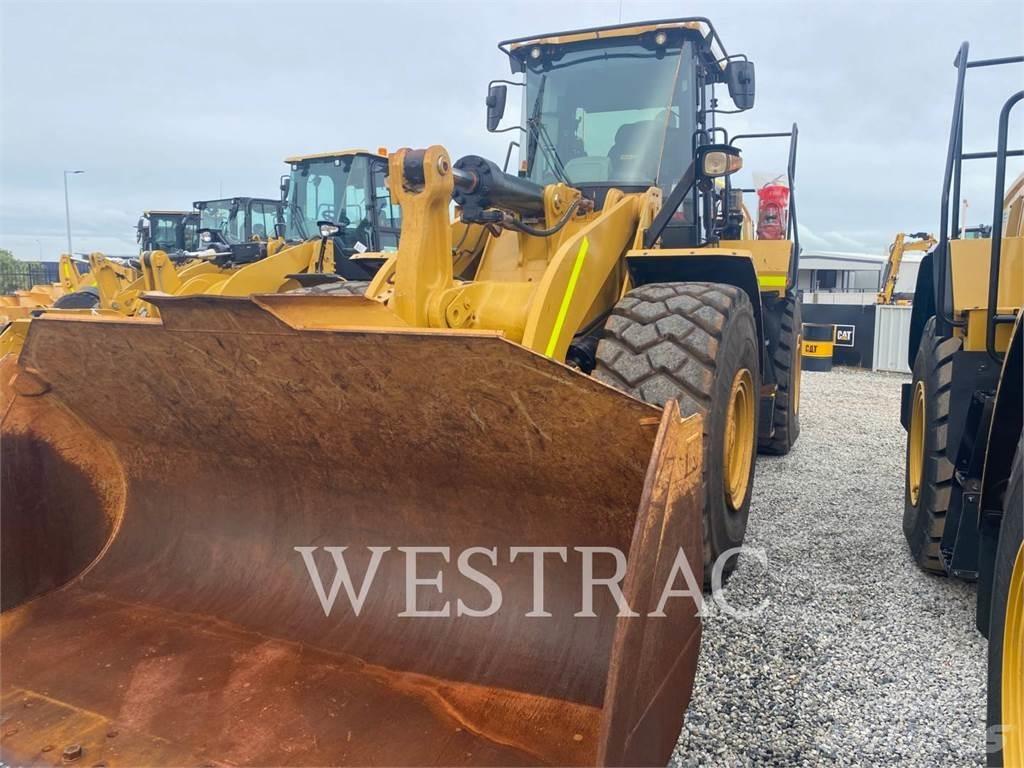 CAT 966M Kolesni nakladalci