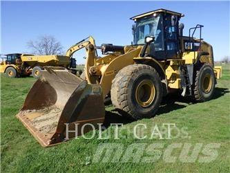 CAT 966M Kolesni nakladalci