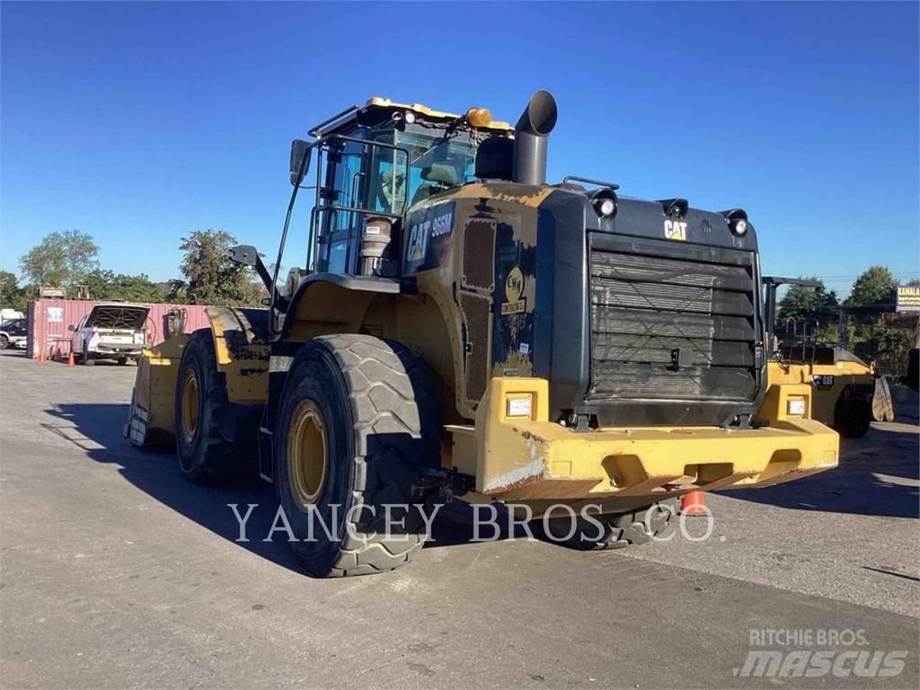 CAT 966M Kolesni nakladalci