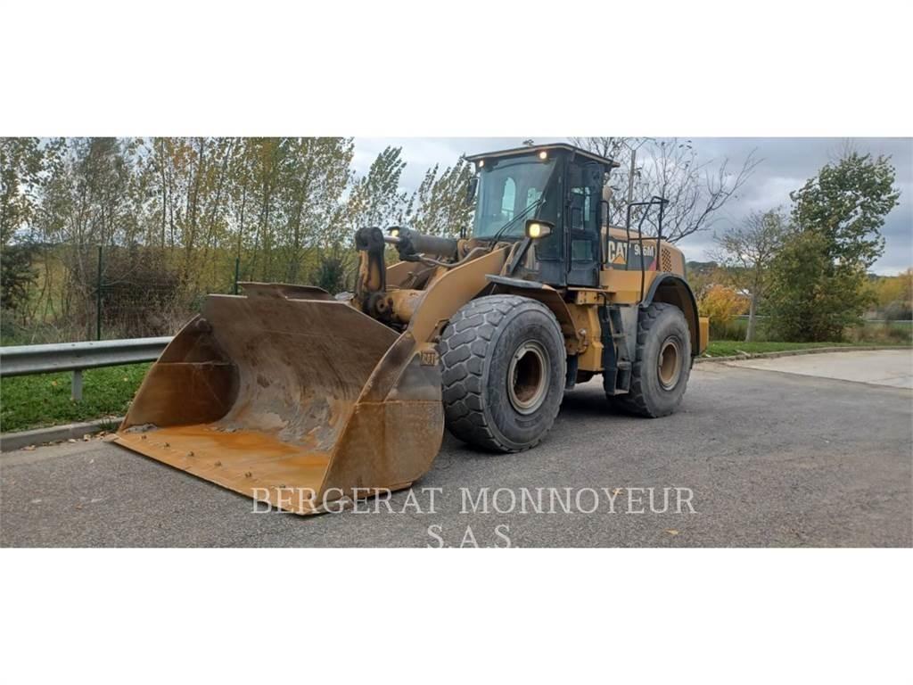 CAT 966M Kolesni nakladalci