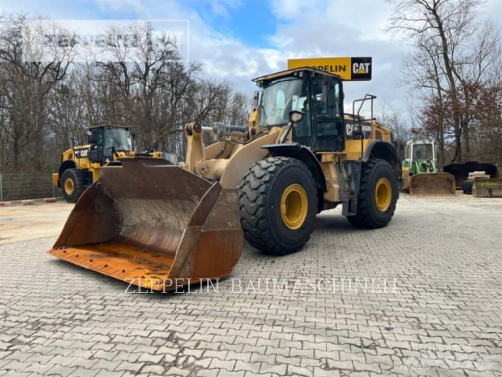 CAT 966M Kolesni nakladalci