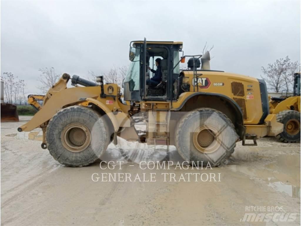 CAT 966M Kolesni nakladalci
