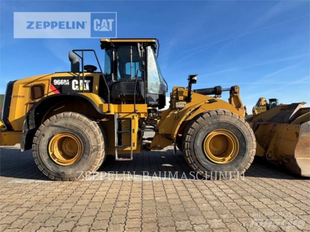 CAT 966M Kolesni nakladalci