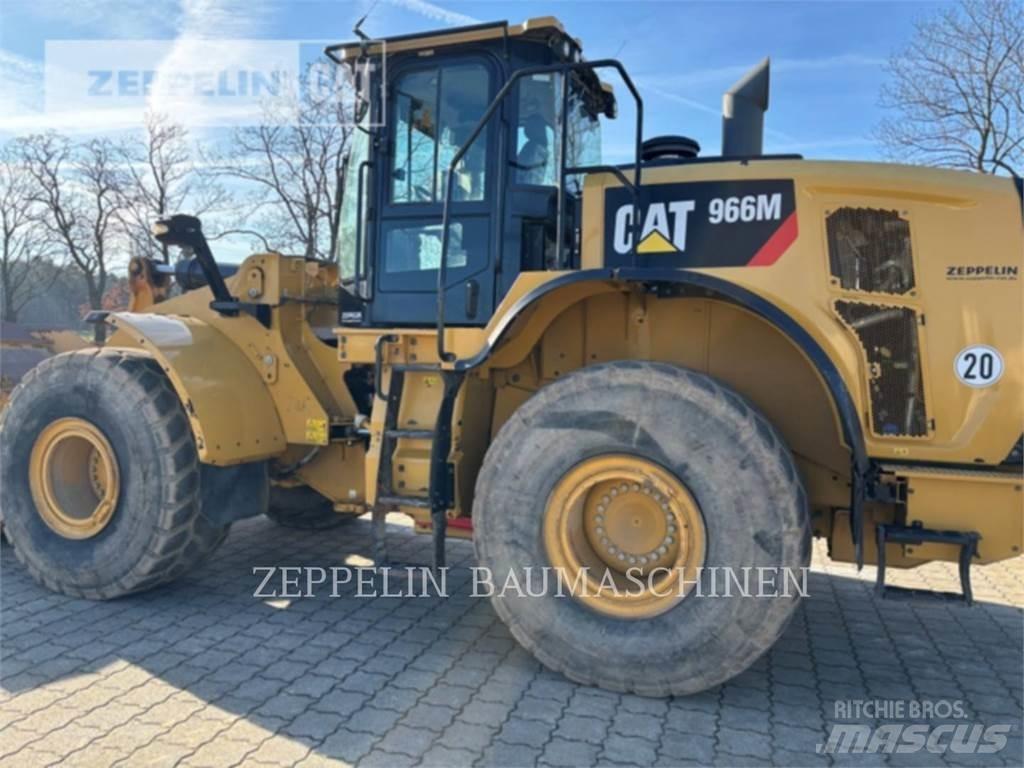 CAT 966M Kolesni nakladalci