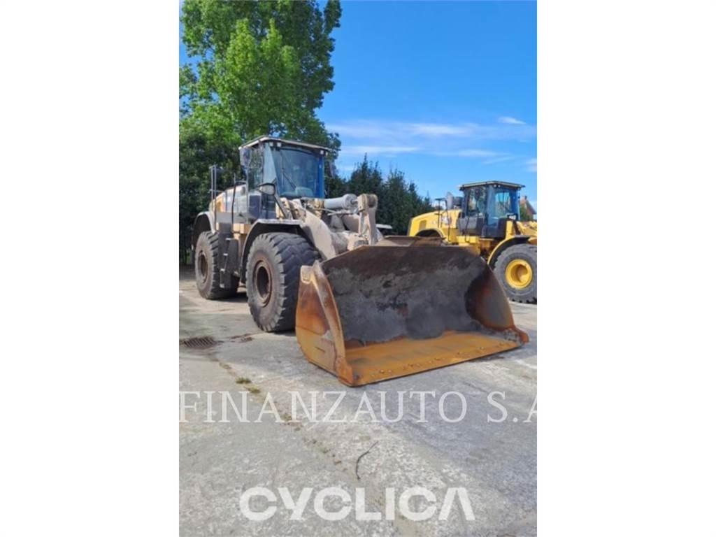 CAT 966M Kolesni nakladalci