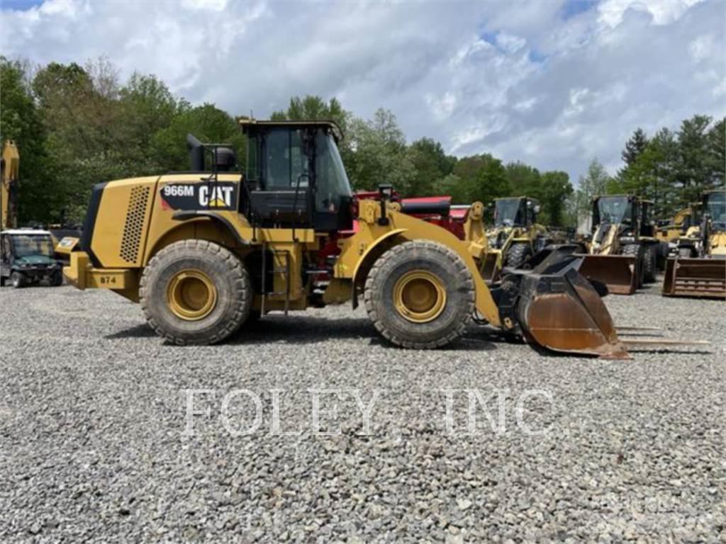 CAT 966M Kolesni nakladalci