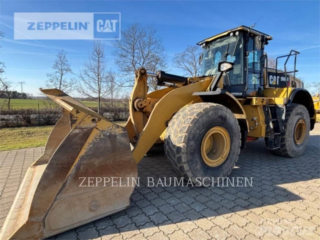 CAT 966M Kolesni nakladalci