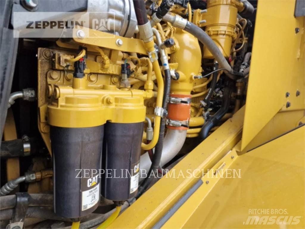 CAT 966M Kolesni nakladalci