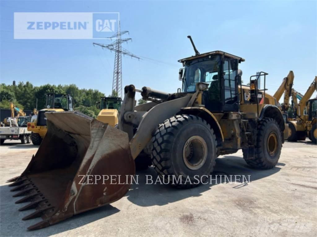 CAT 966M Kolesni nakladalci