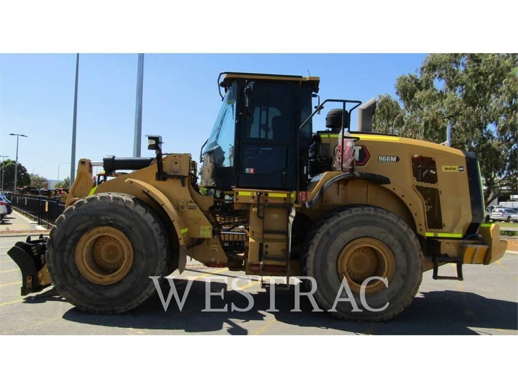 CAT 966M Kolesni nakladalci