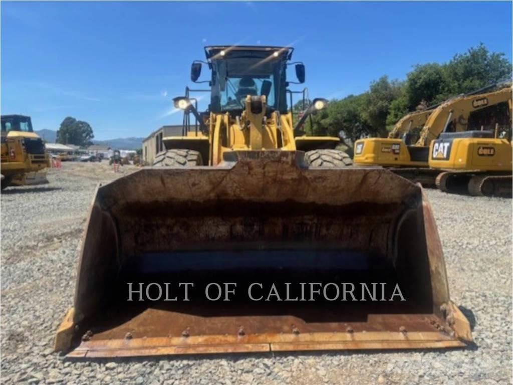 CAT 966M Kolesni nakladalci