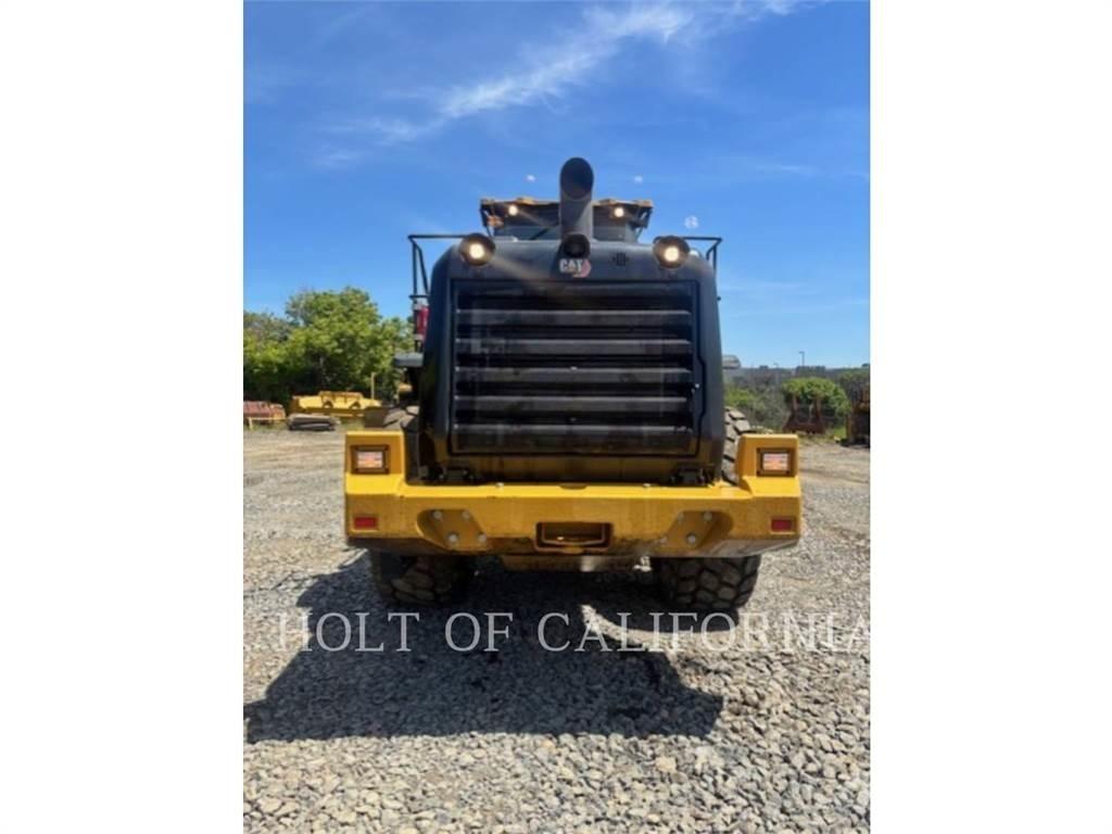 CAT 966M Kolesni nakladalci
