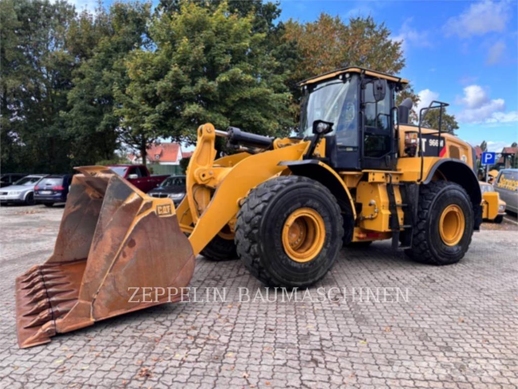 CAT 966M Kolesni nakladalci