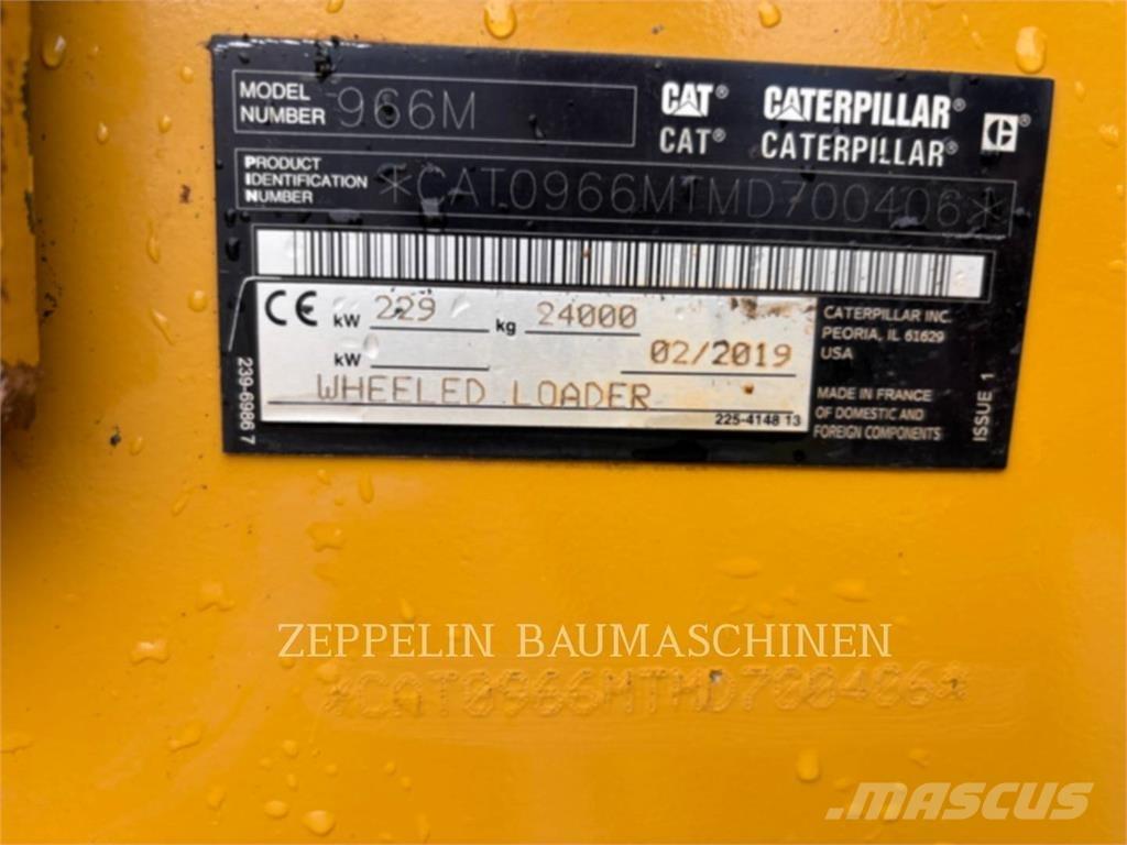 CAT 966M Kolesni nakladalci