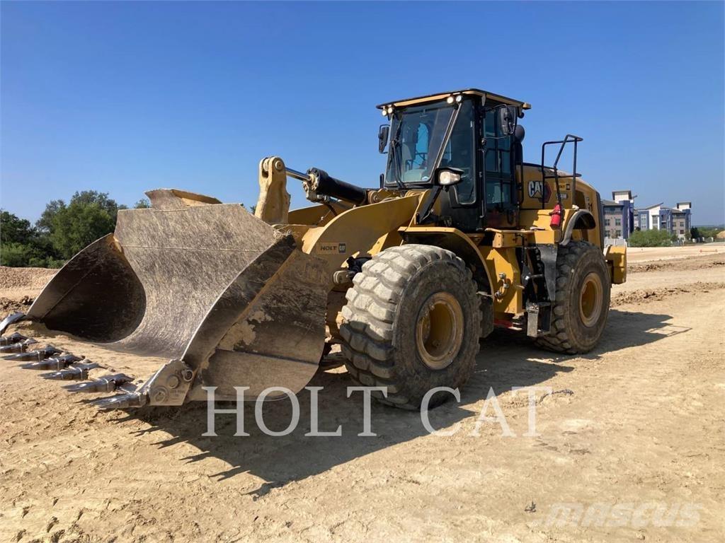 CAT 966M Kolesni nakladalci