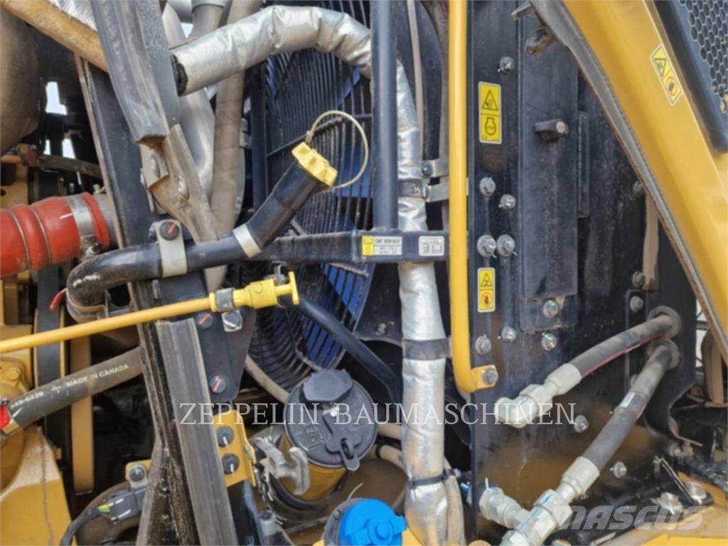 CAT 966M Kolesni nakladalci