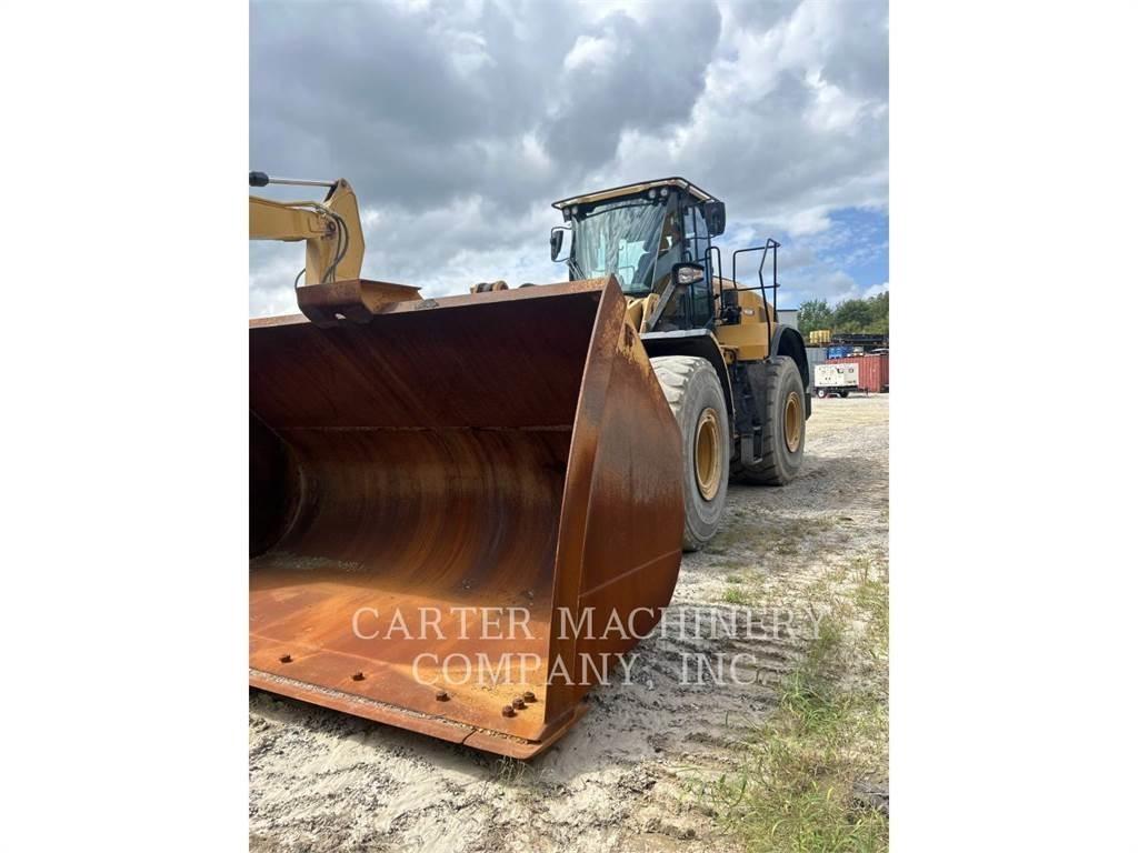 CAT 966M 2V Kolesni nakladalci