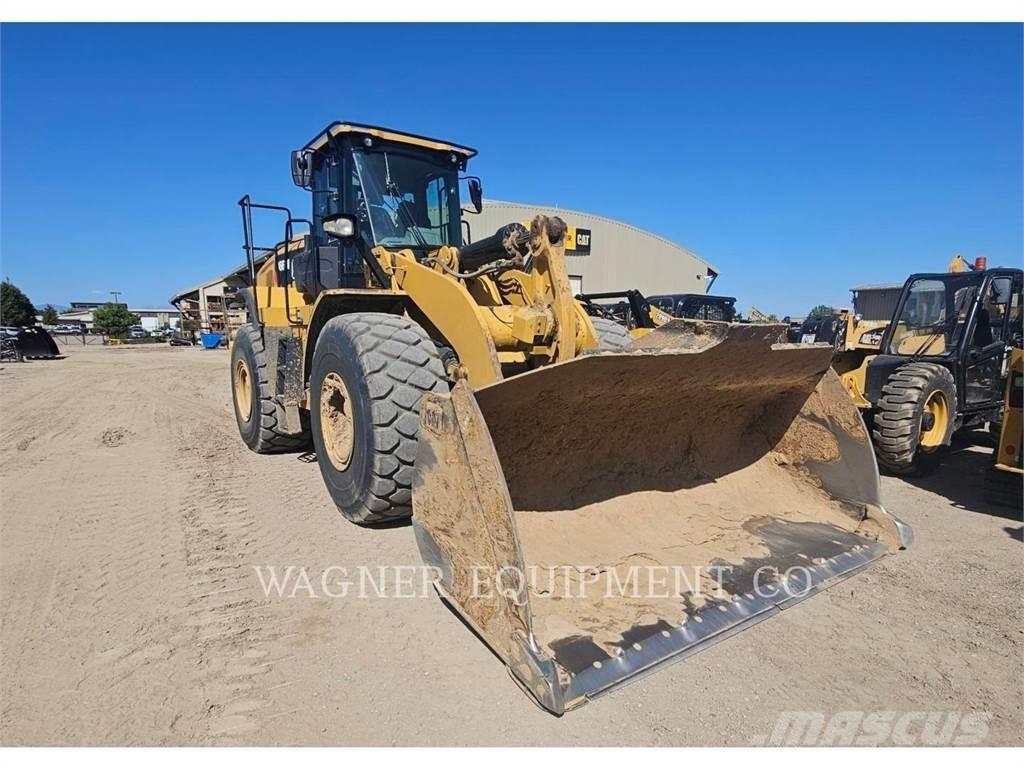 CAT 966M FC Kolesni nakladalci