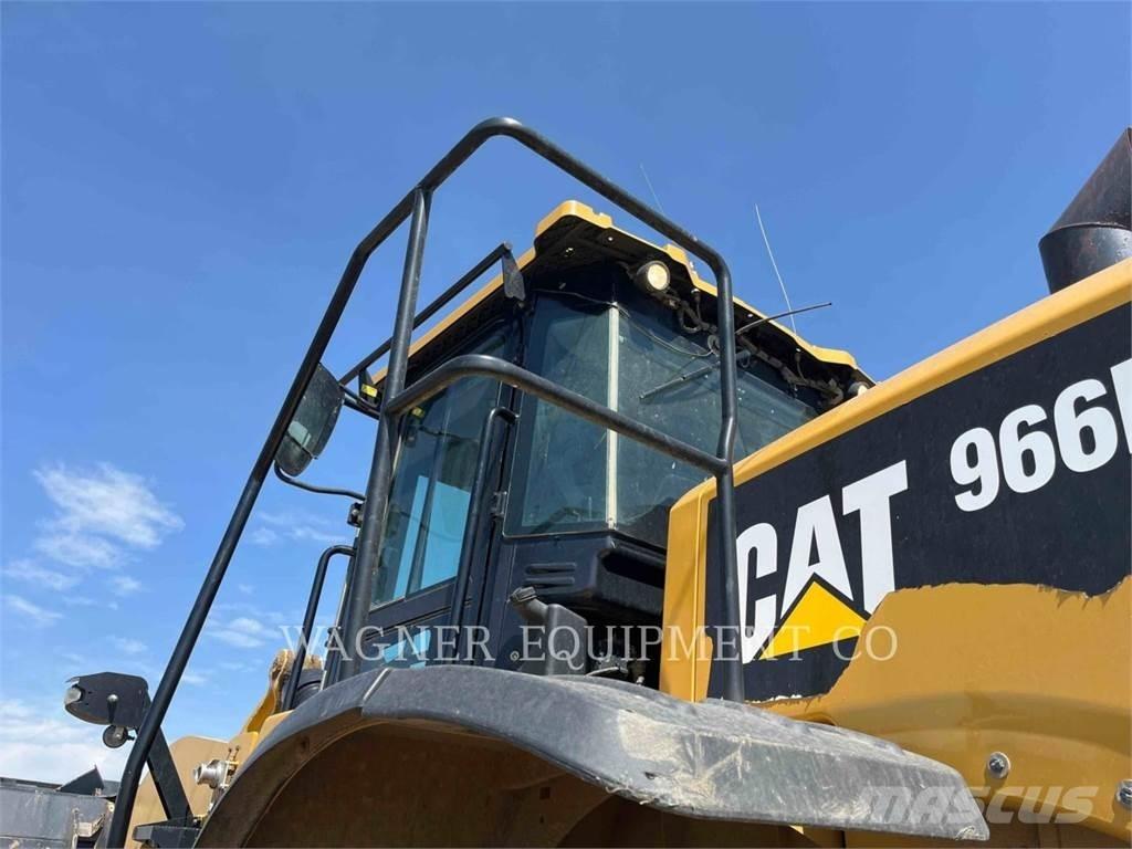 CAT 966M FC Kolesni nakladalci