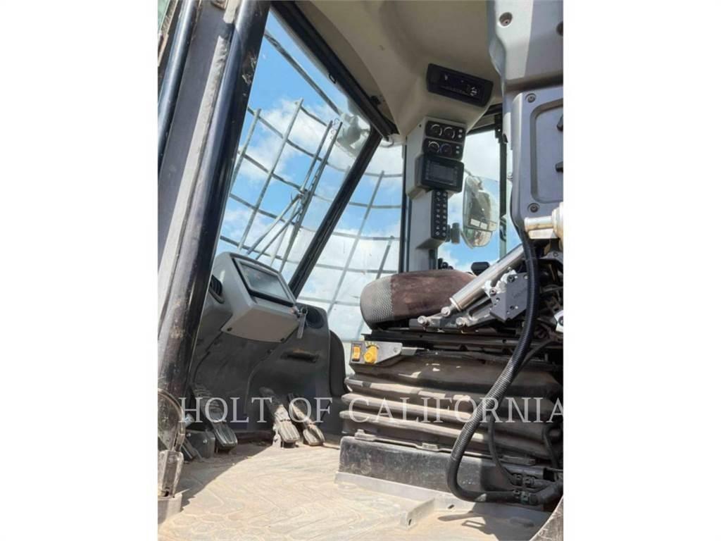 CAT 966M HL Kolesni nakladalci