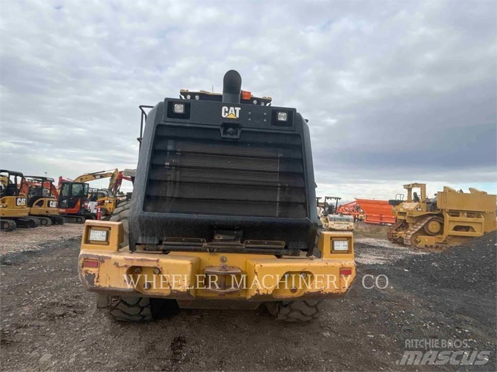 CAT 966M QC 3V Kolesni nakladalci