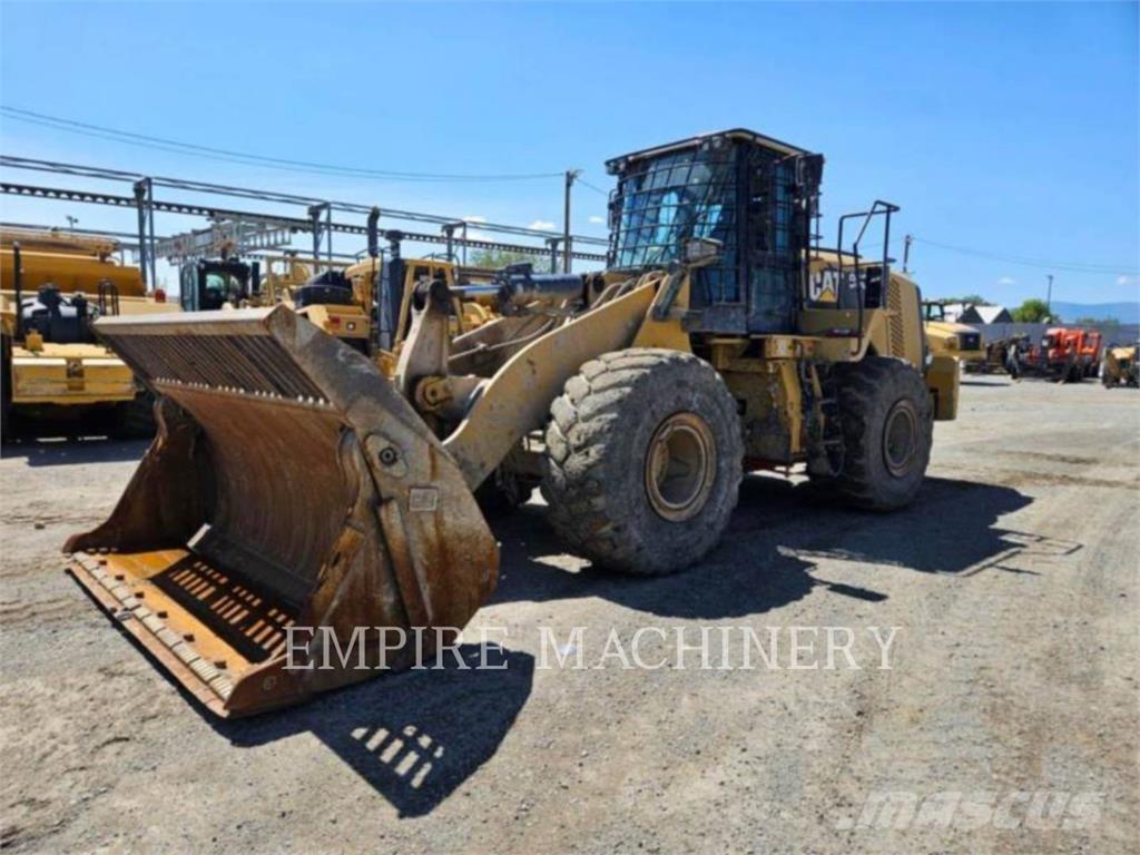 CAT 966M WH Kolesni nakladalci