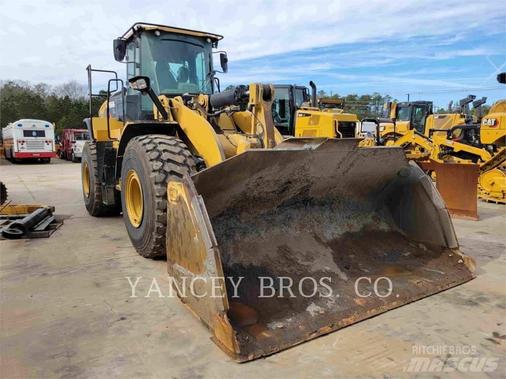 CAT 966M XE Kolesni nakladalci