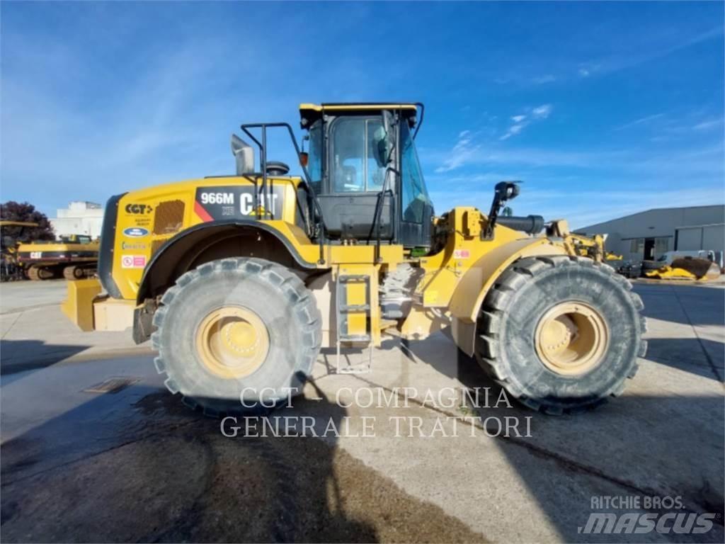 CAT 966M XE Kolesni nakladalci