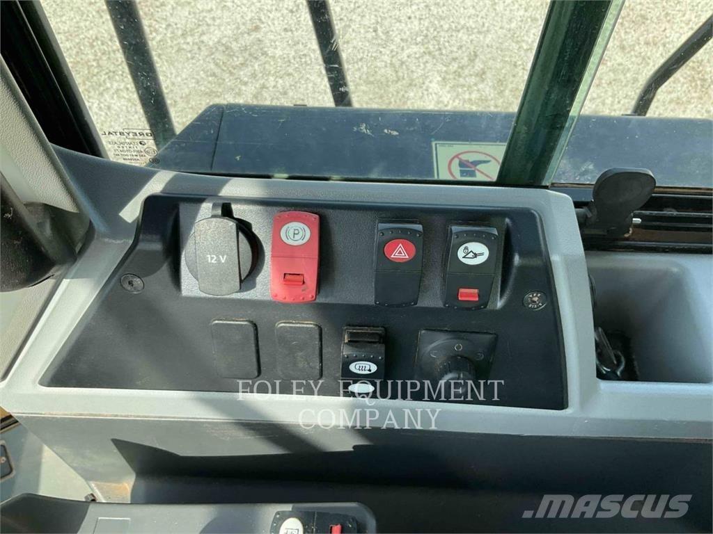 CAT 966MAG Kolesni nakladalci