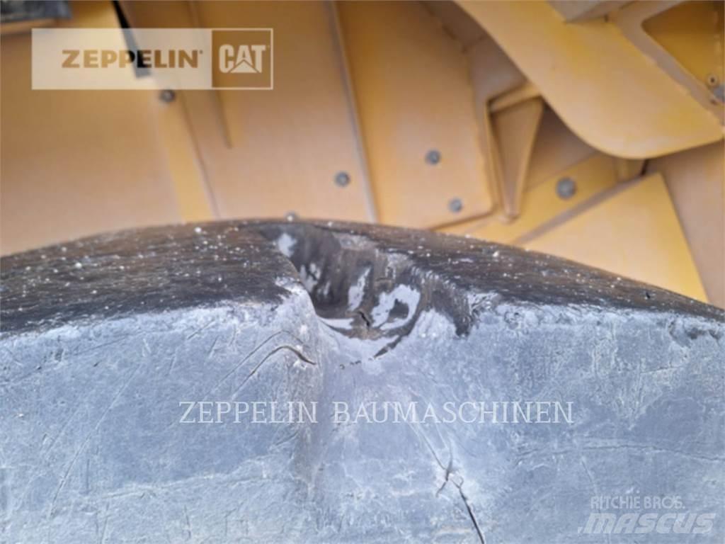 CAT 966MXE Kolesni nakladalci