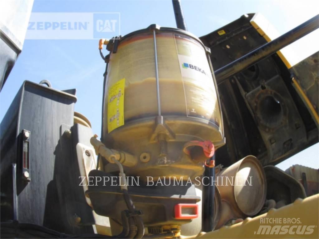 CAT 966MXE Kolesni nakladalci