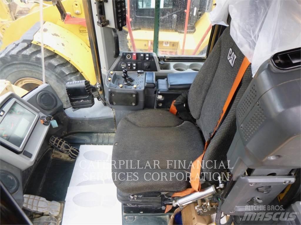 CAT 966MXE Kolesni nakladalci