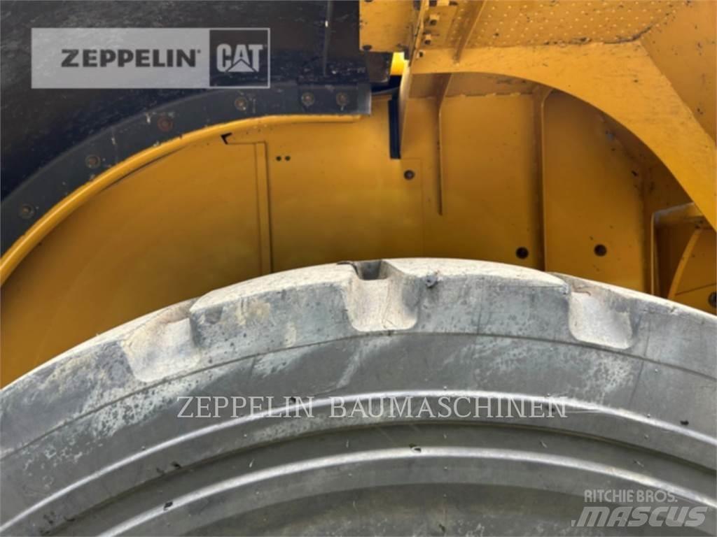 CAT 966MXE Kolesni nakladalci