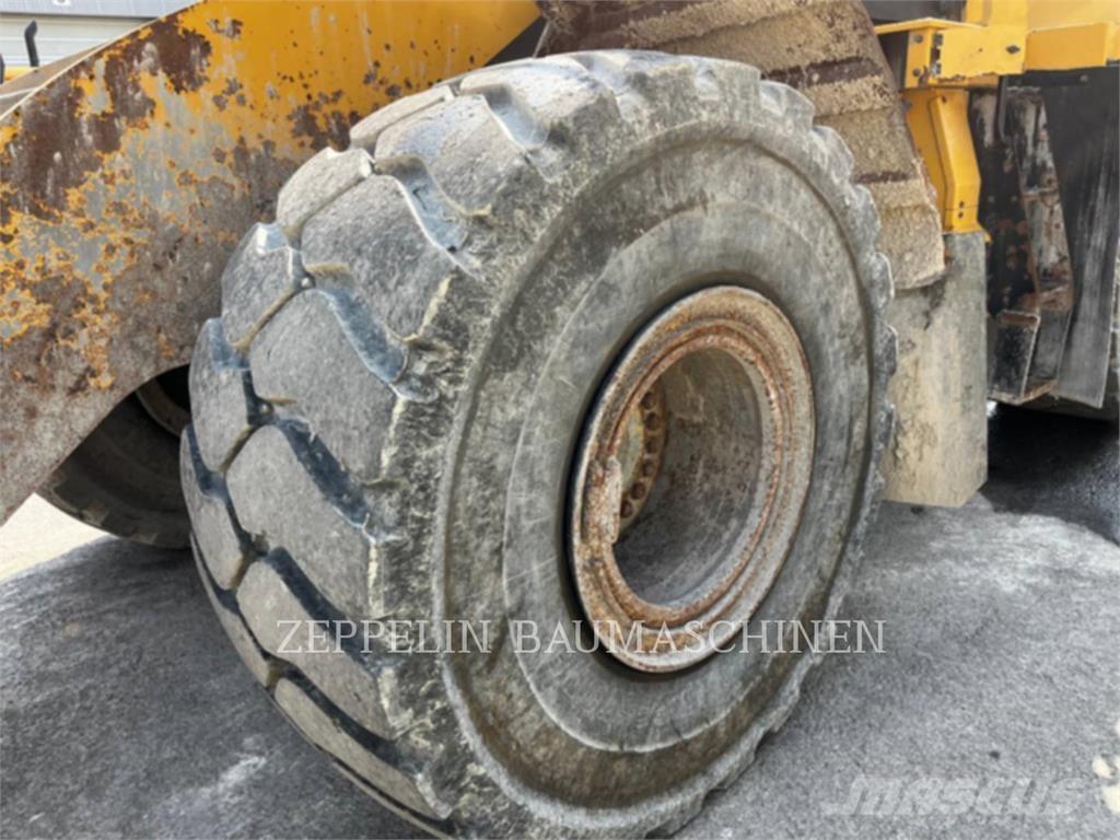 CAT 966MXE Kolesni nakladalci