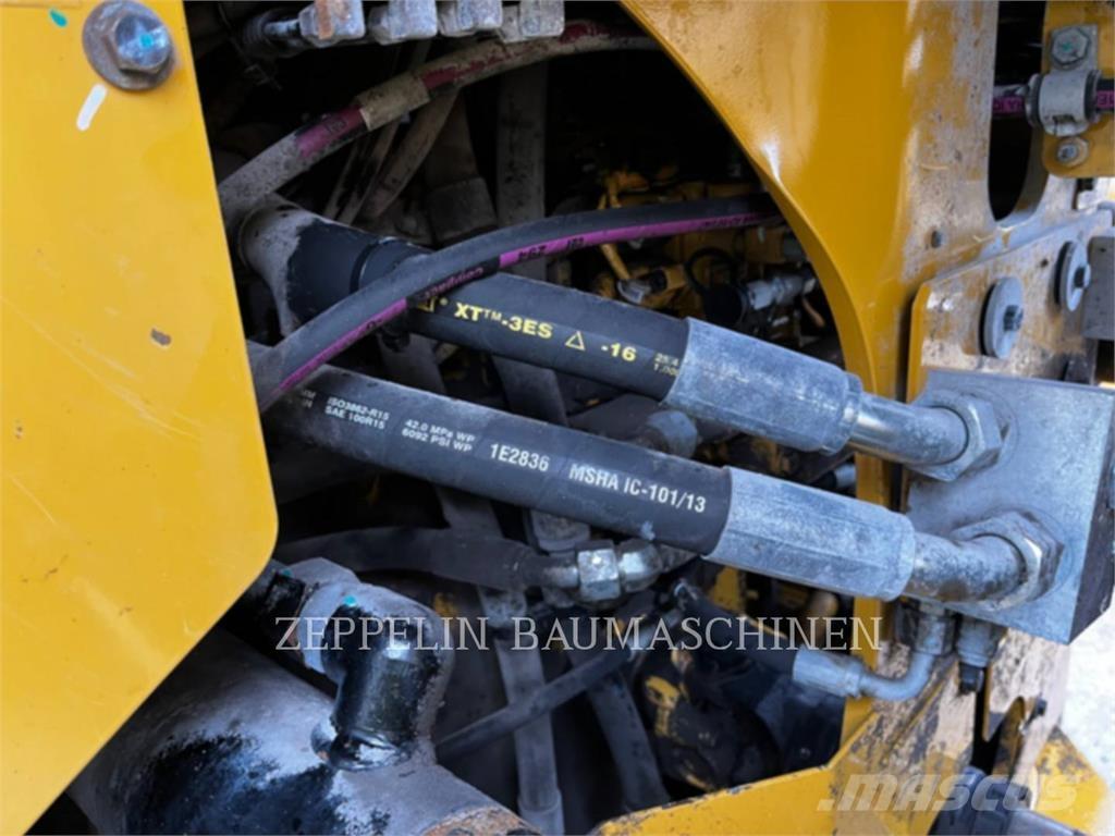 CAT 966MXE Kolesni nakladalci