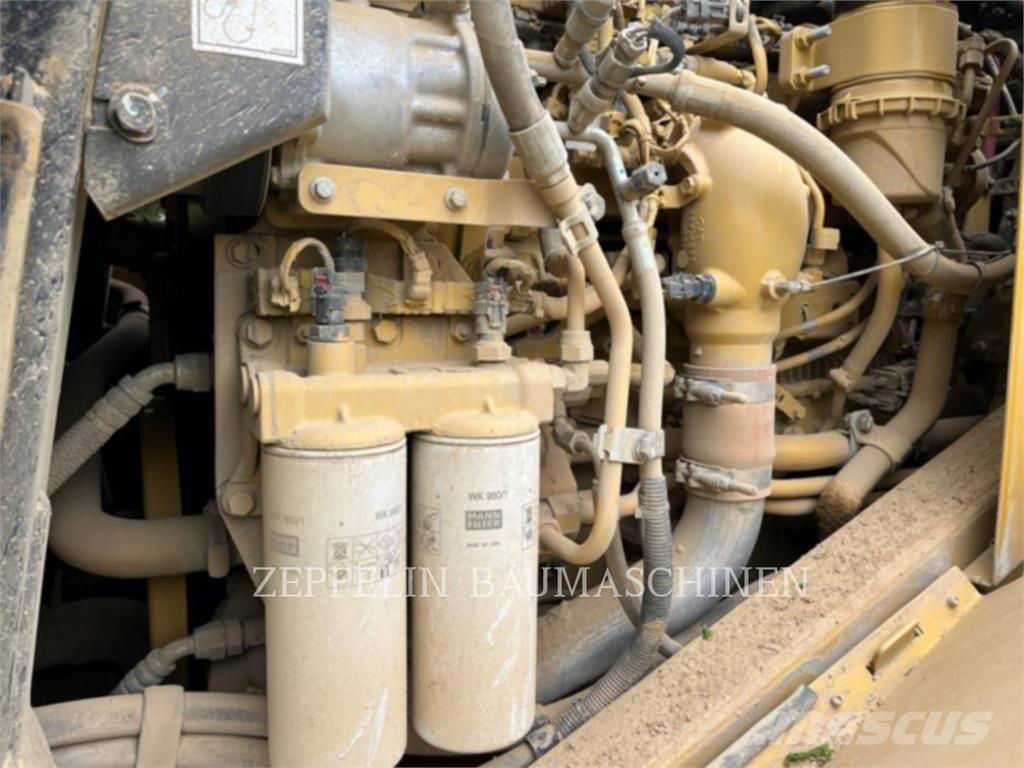 CAT 966MXE Kolesni nakladalci