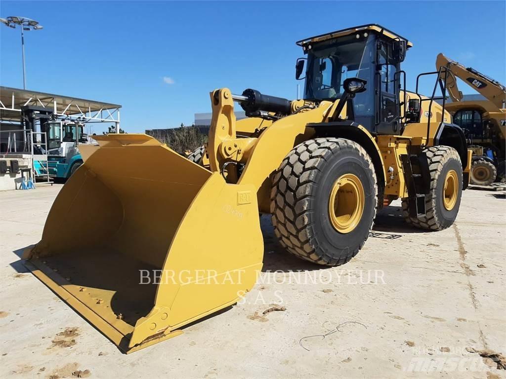 CAT 972 Kolesni nakladalci