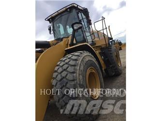 CAT 972 Kolesni nakladalci