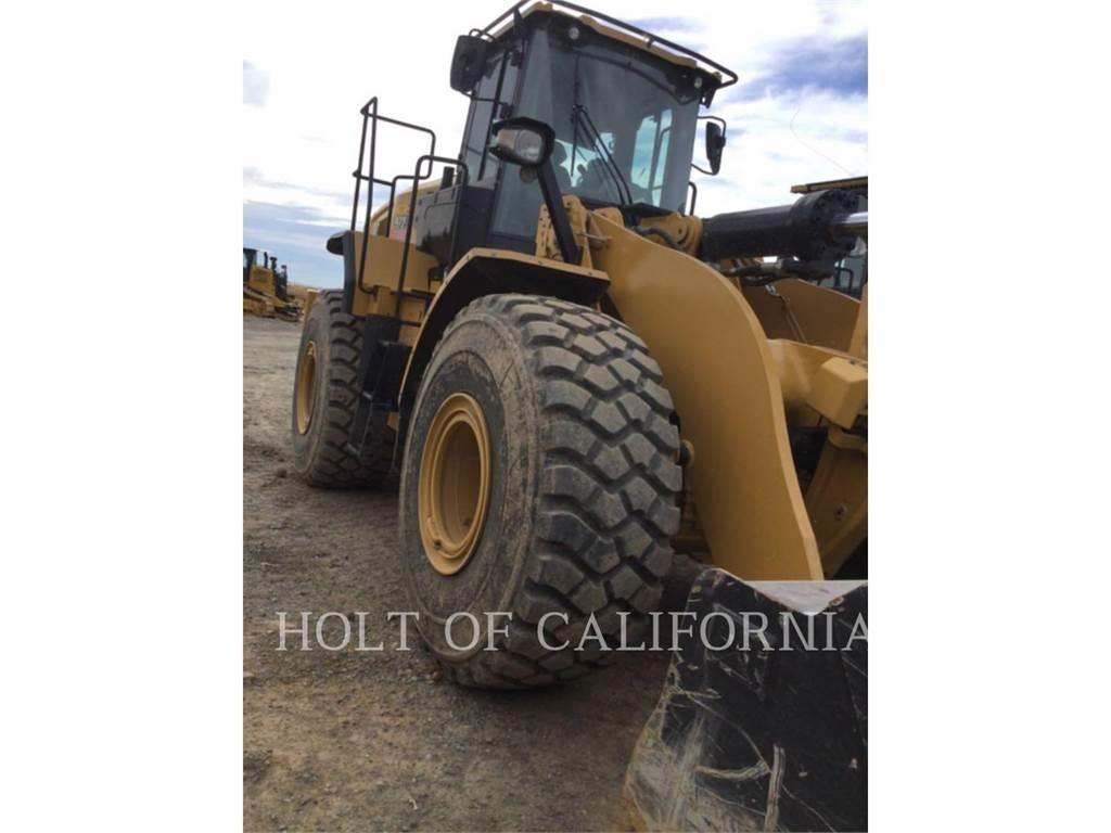 CAT 972 Kolesni nakladalci