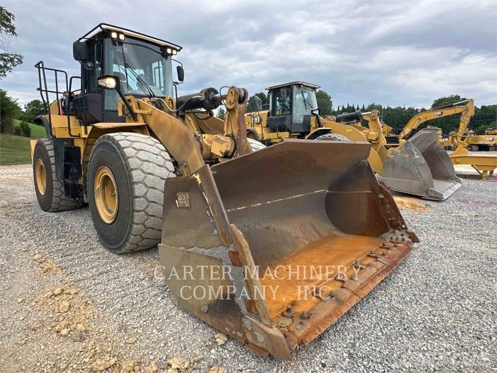 CAT 972K Kolesni nakladalci