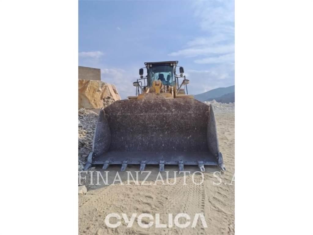 CAT 972K Kolesni nakladalci