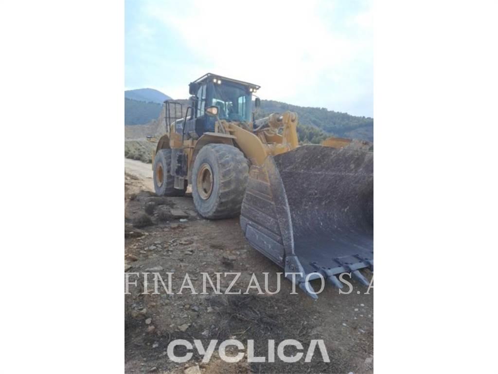 CAT 972K Kolesni nakladalci