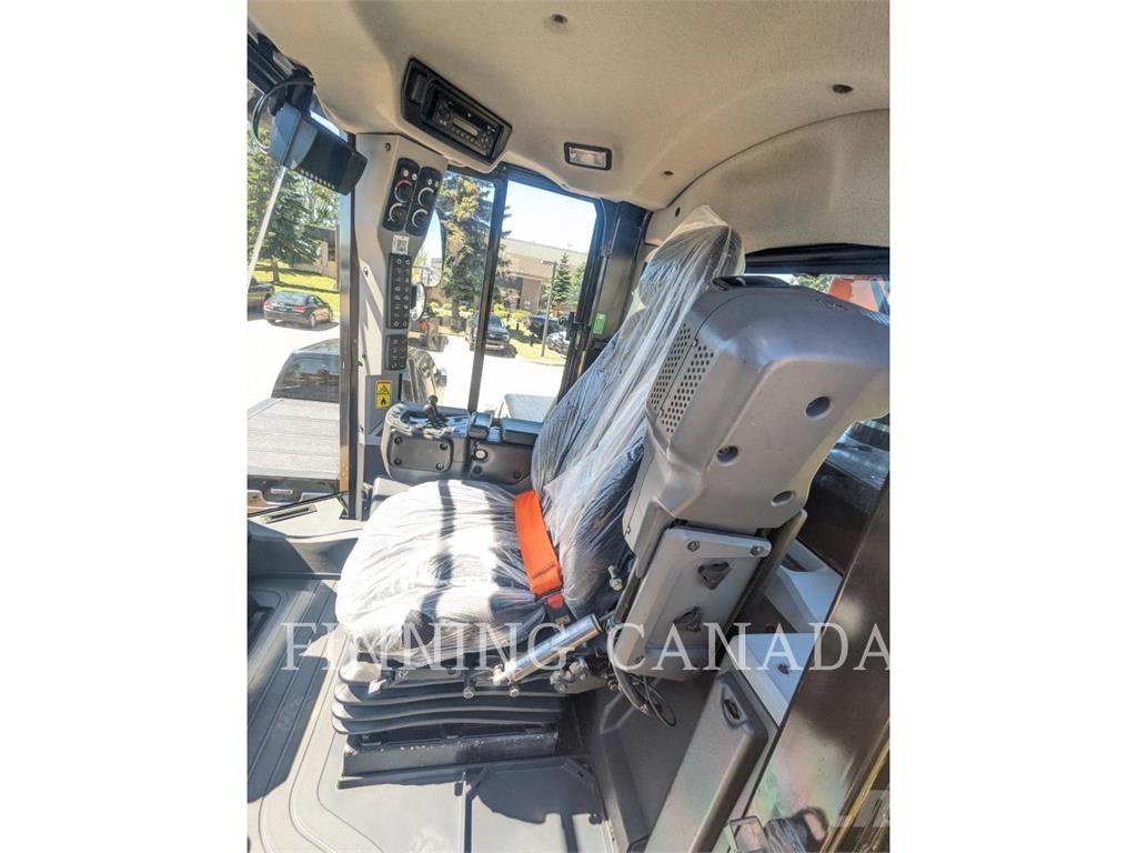 CAT 972K Kolesni nakladalci