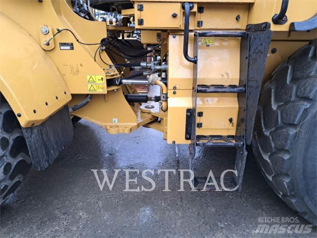 CAT 972M Kolesni nakladalci