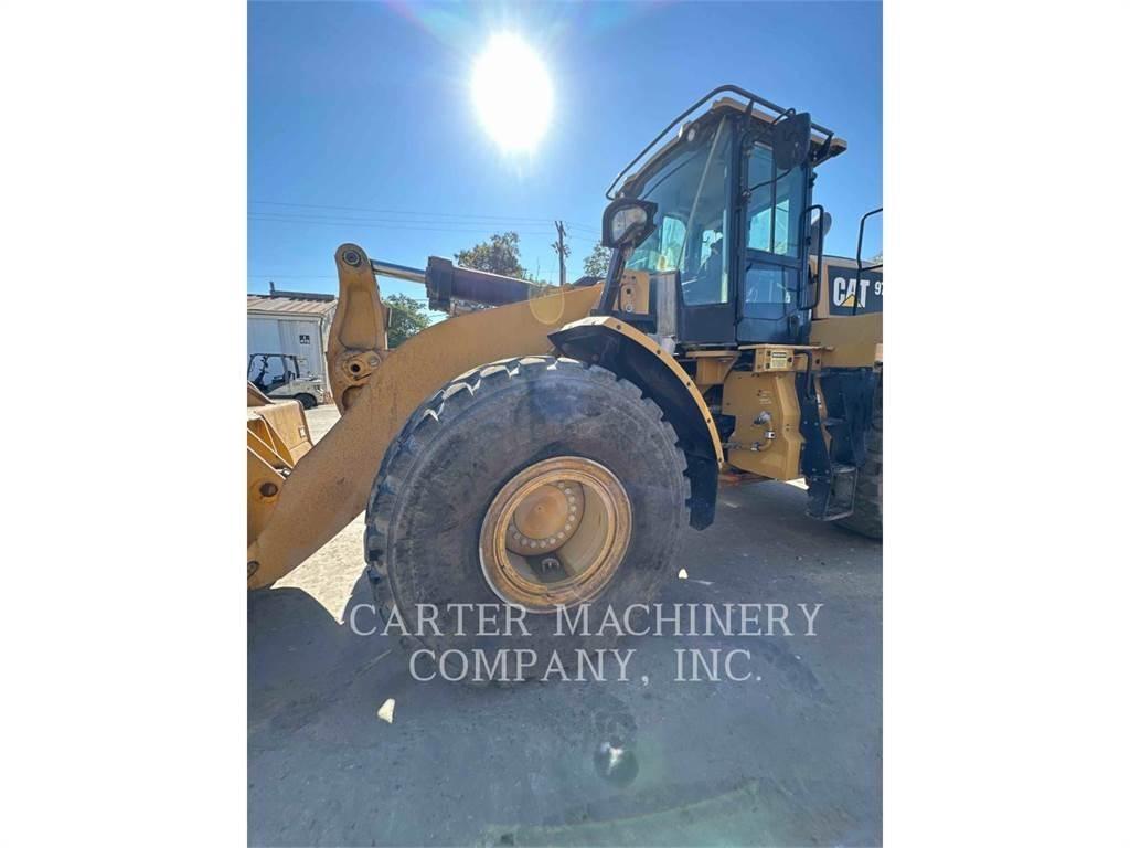 CAT 972M Kolesni nakladalci
