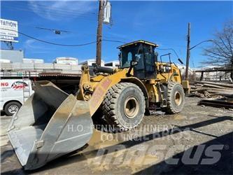 CAT 972M Kolesni nakladalci