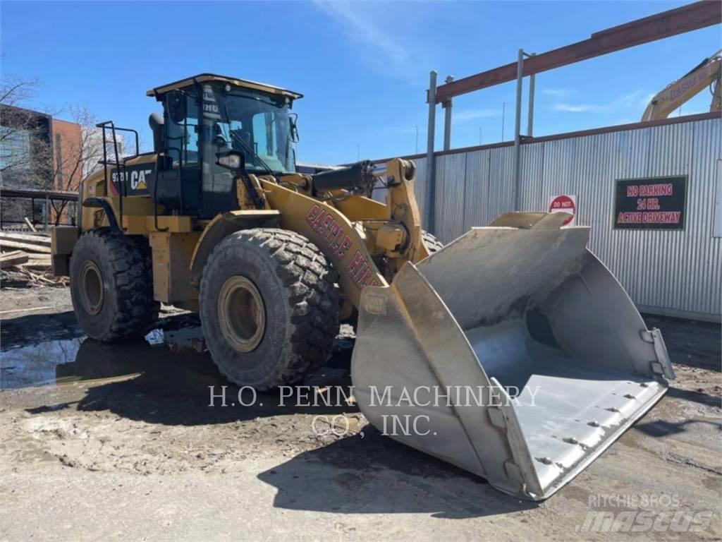 CAT 972M Kolesni nakladalci
