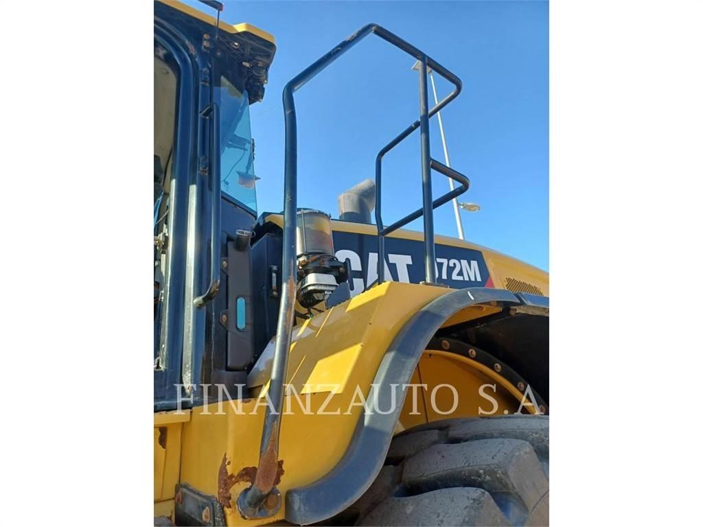 CAT 972M Kolesni nakladalci