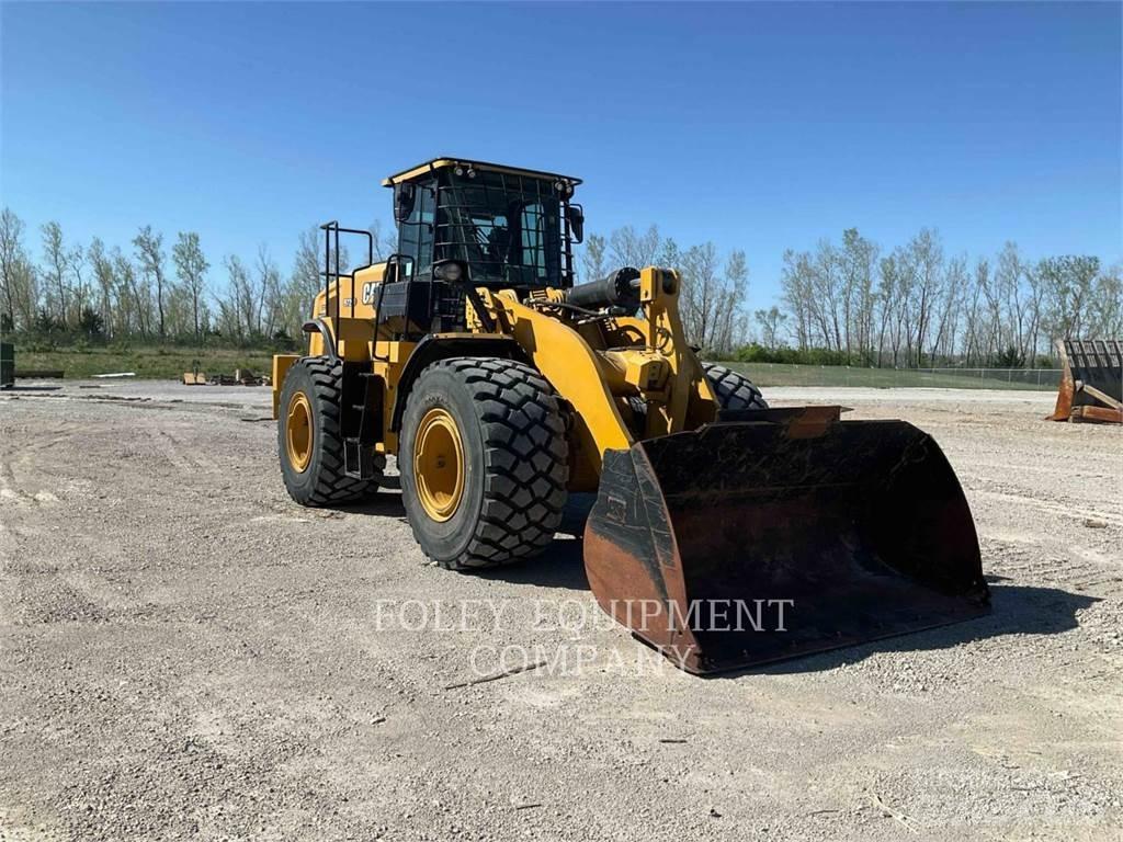 CAT 972M Kolesni nakladalci