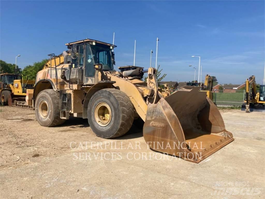 CAT 972M Kolesni nakladalci